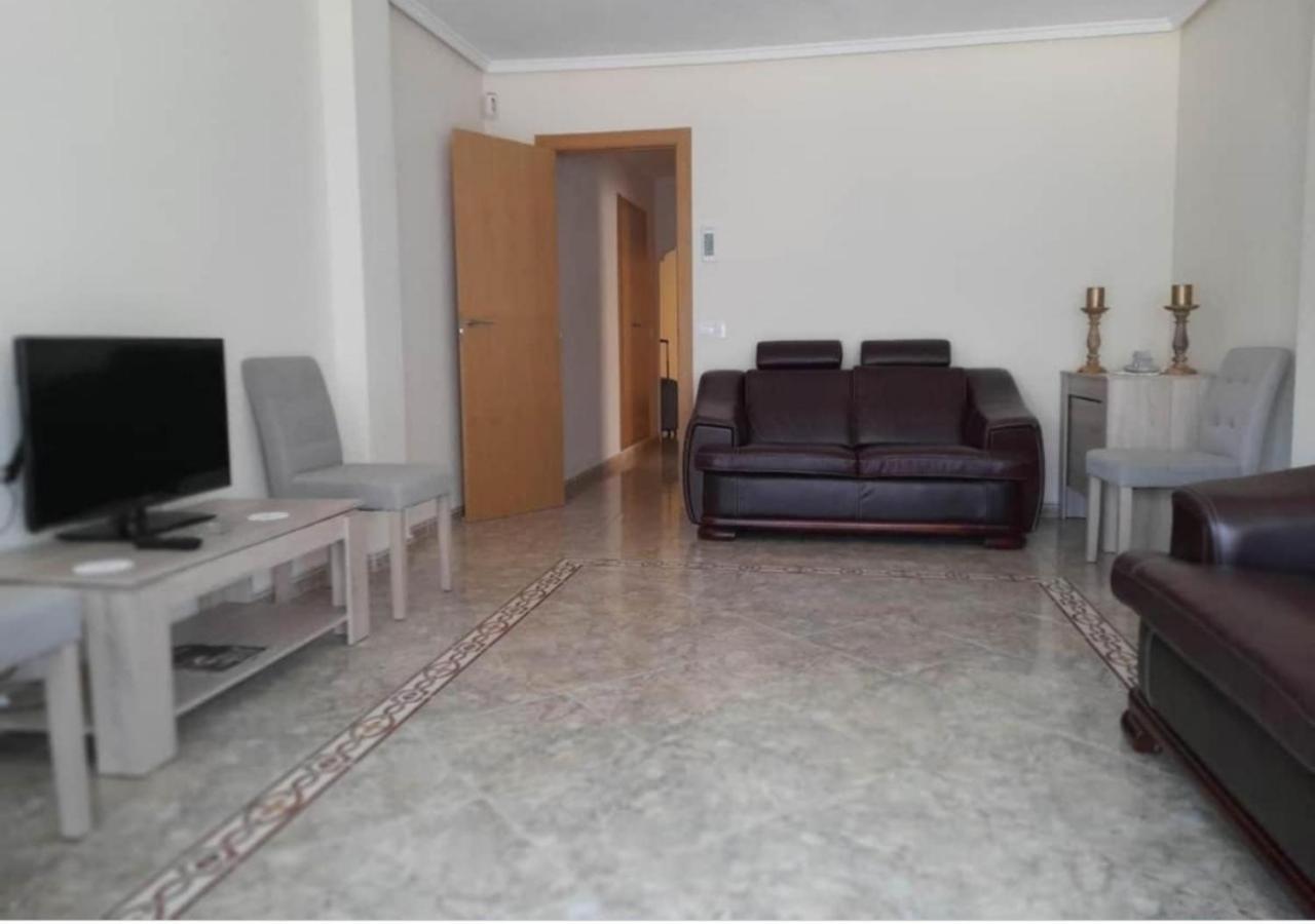 Habitacion Tranquila, Agradable Cerca De Valencia En Vivienda Compartida Paterna Exterior photo